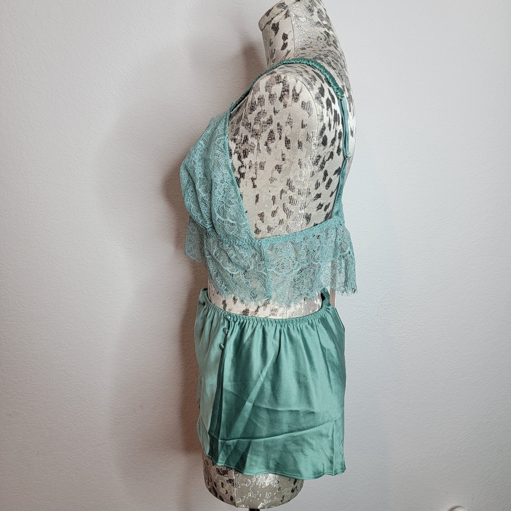 Victoria's Secret Pajama Lace Bralette Cami Set. - Picture 6 of 12